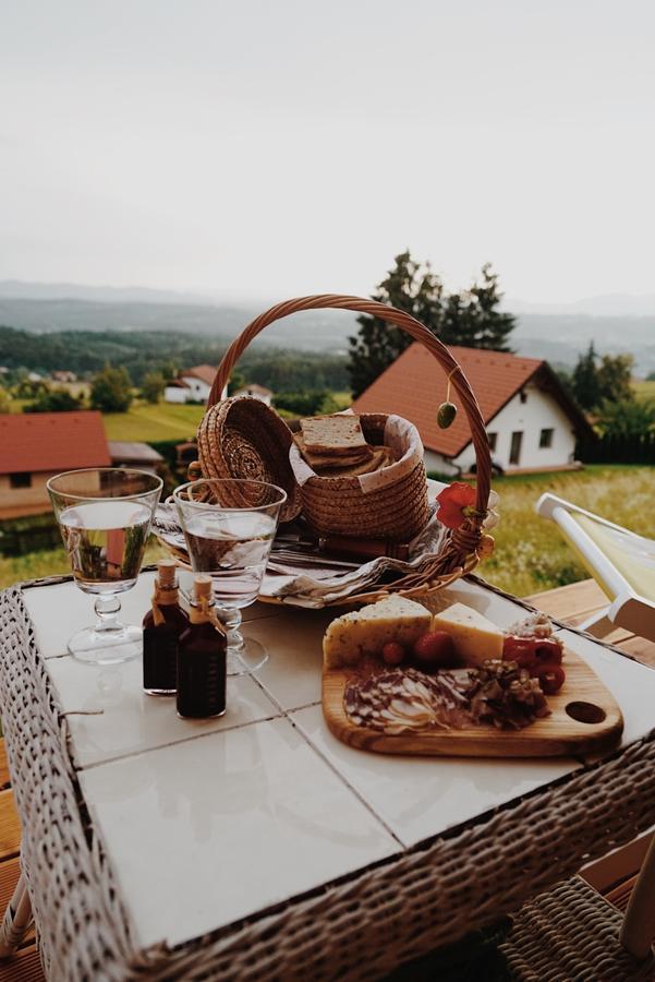 Panorama Glamping Visole Hotel Slovenska Bistrica Ngoại thất bức ảnh